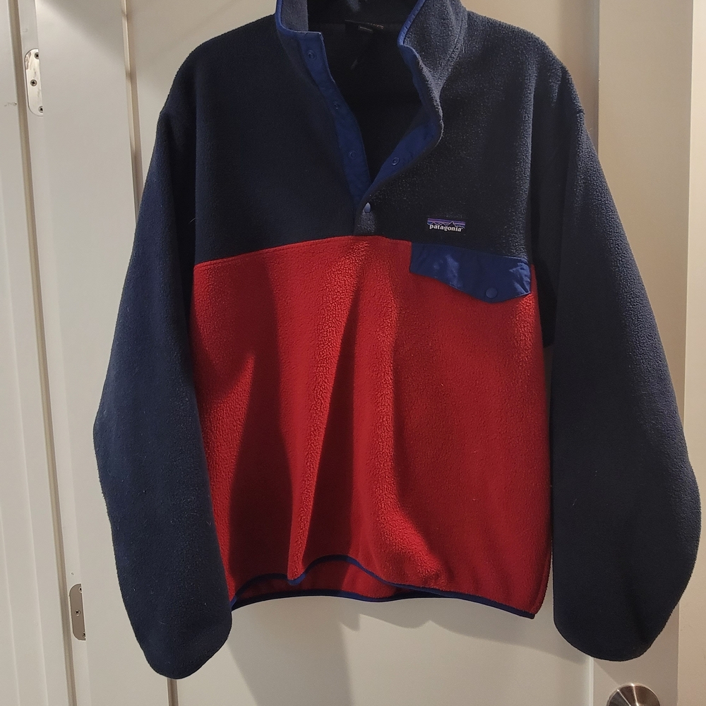 Patagonia Men's Synchilla Fleece in Red and Navy